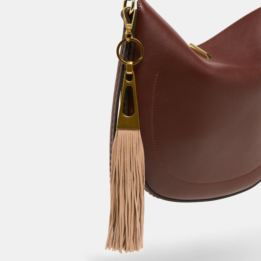 taschenanhänger mit fransenquaste kamel