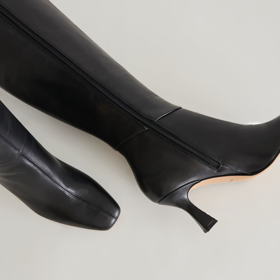 gyra stiefel mit extraweiter kalbsweite schwarzes leder