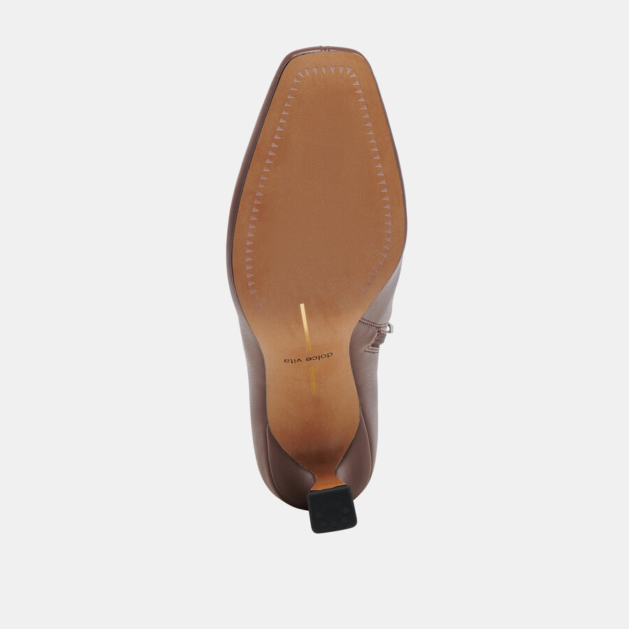glamour boots chocolate stella