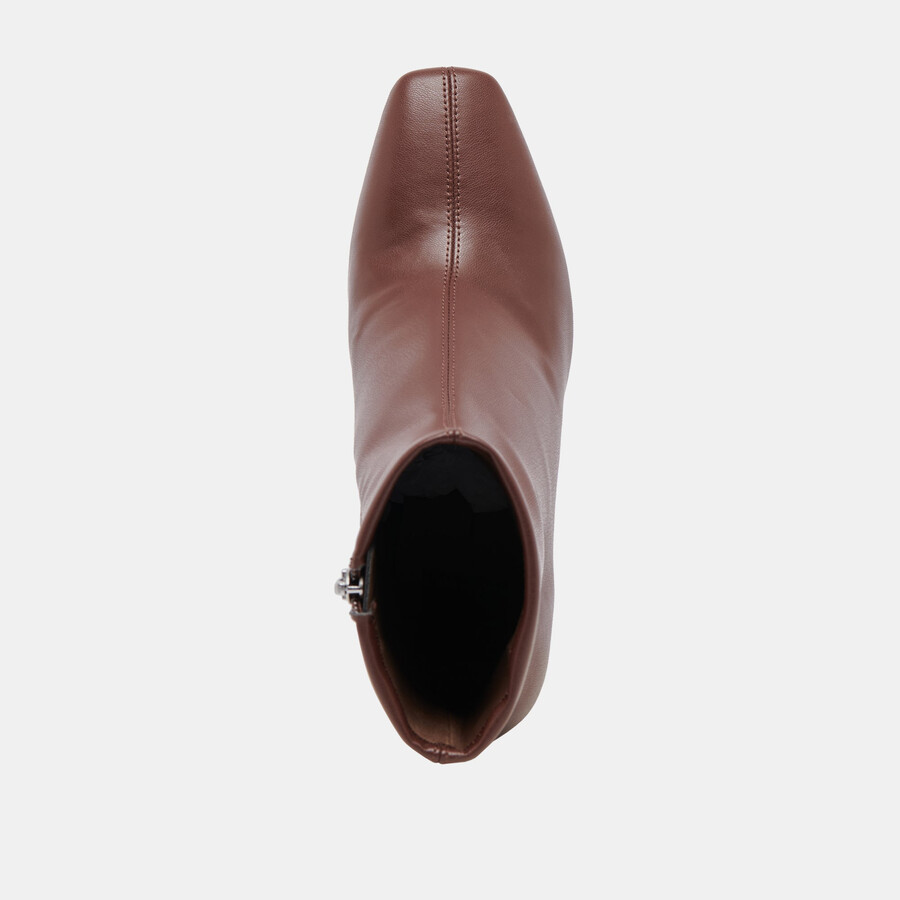glamour boots chocolate stella