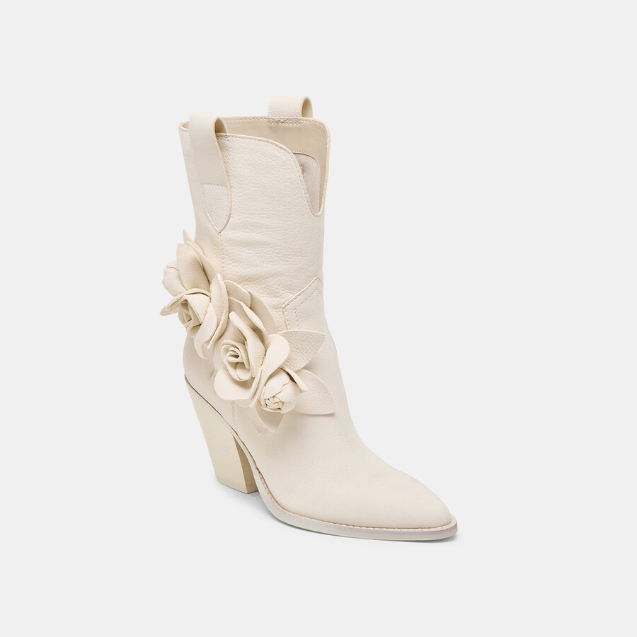 jakel boots off white nubuk