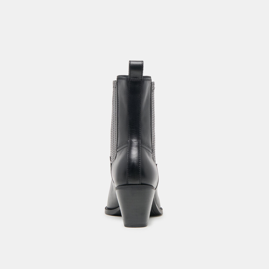 schmale stiefeletten aus schwarzem leder