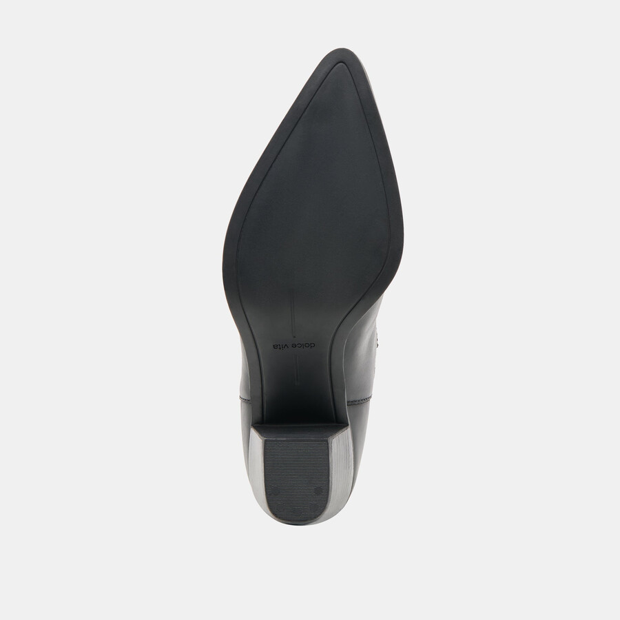 schmale stiefeletten aus schwarzem leder