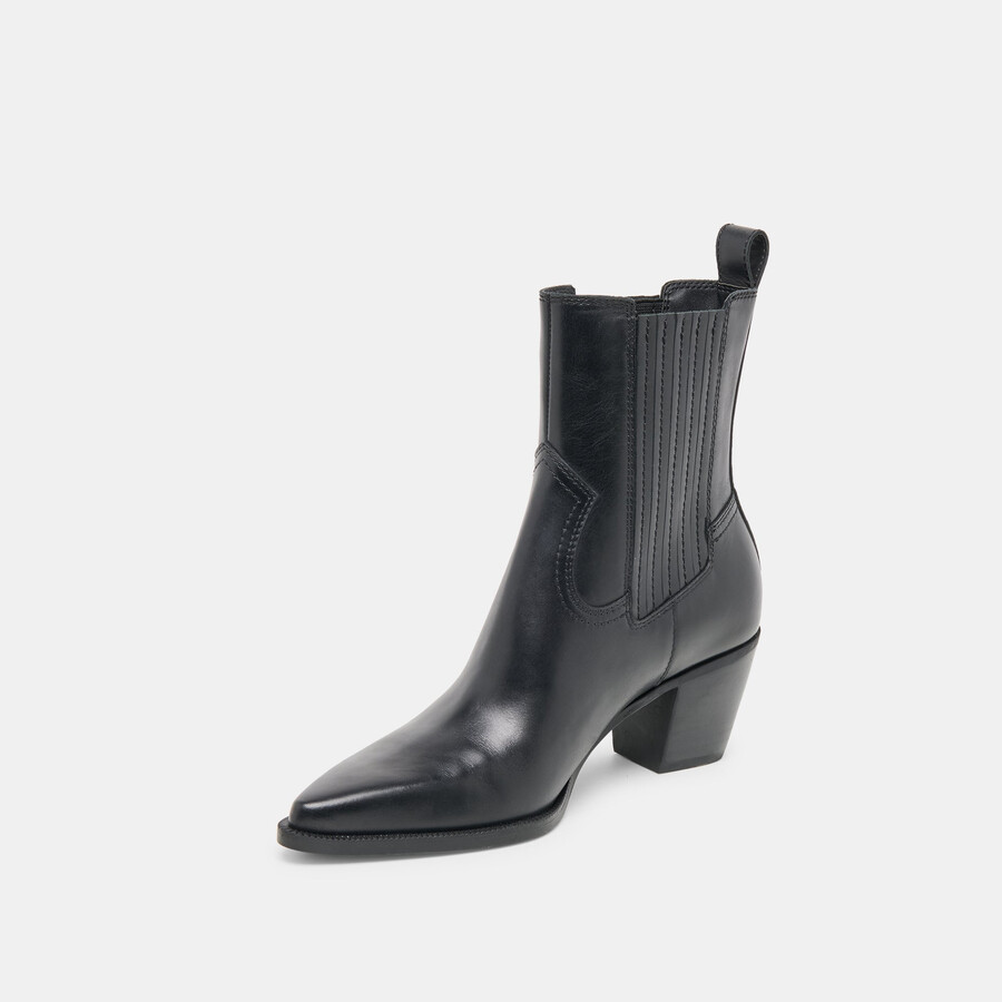 schmale stiefeletten aus schwarzem leder