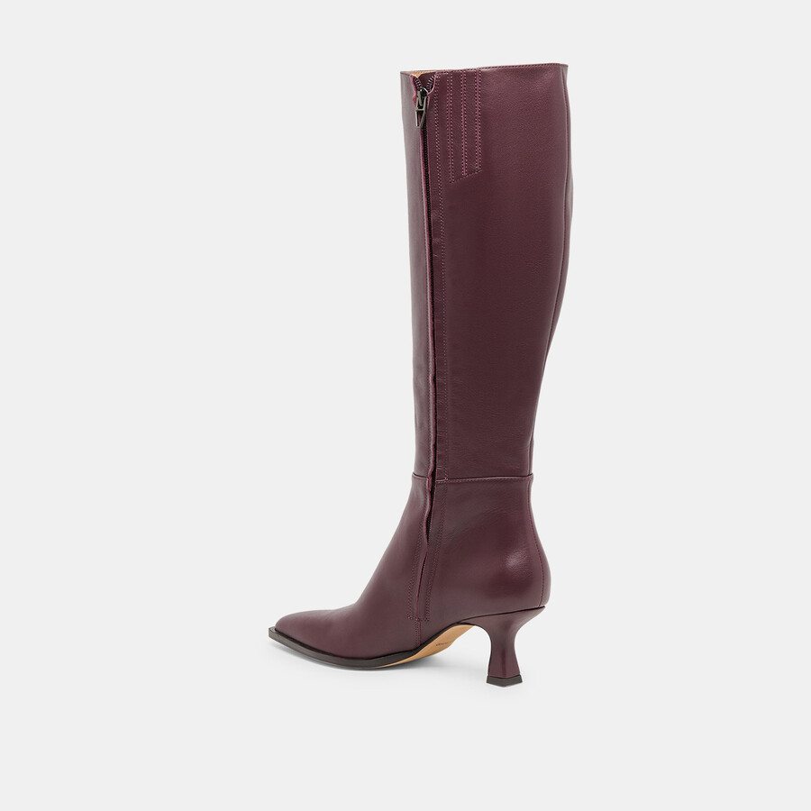 auggie boots aus weinrotem leder
