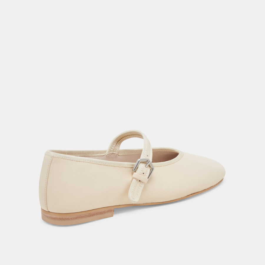 roslyn ballerinas aus cremefarbenem leder
