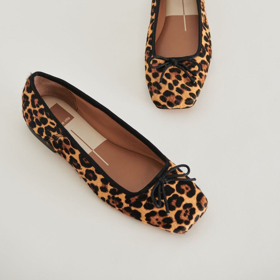 anisa ballerinas aus dunkelbraunem leopardenleder