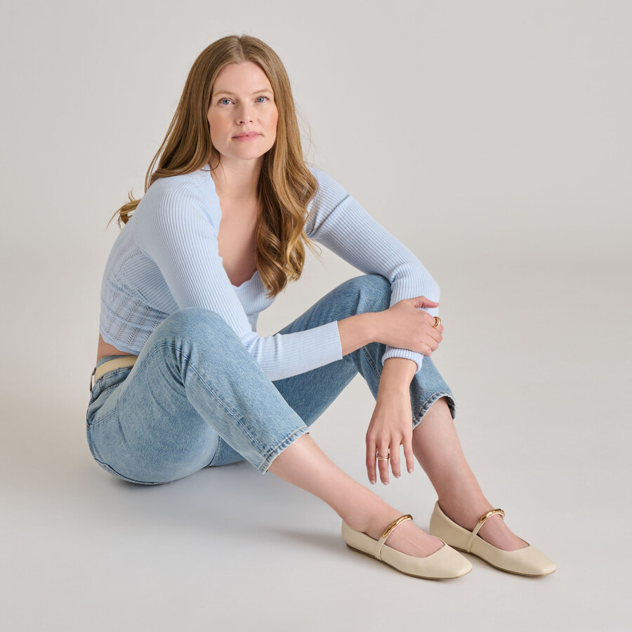 radya ballerinas aus cremefarbenem leder