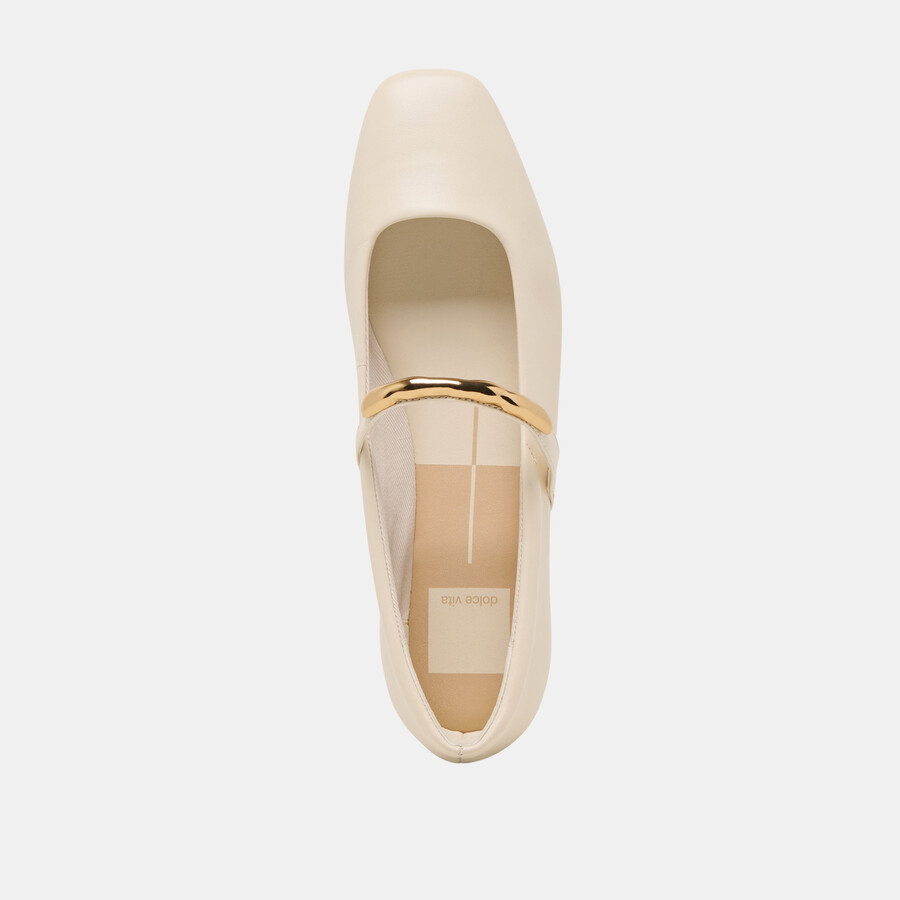 radya ballerinas aus cremefarbenem leder
