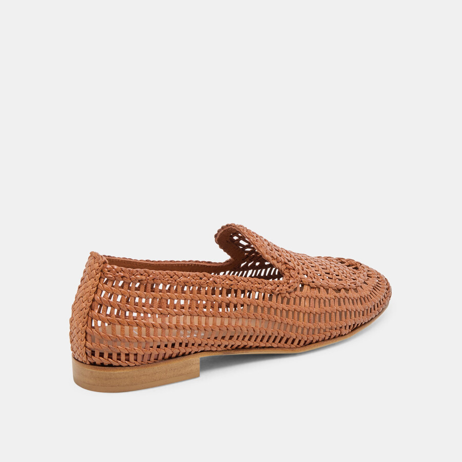 armond ballerinas aus cognacfarbenem gewebtem leder