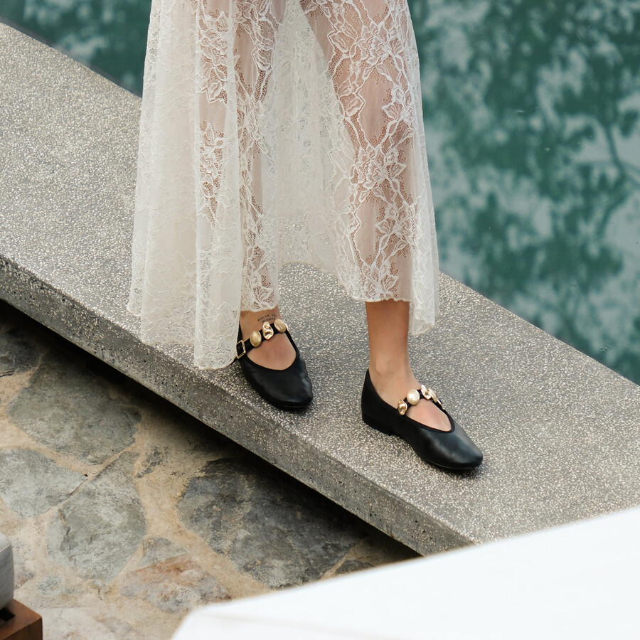 relan ballerinas aus schwarzem leder