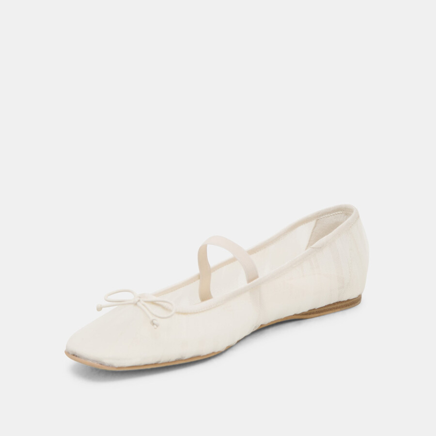 raeven ballerinas aus weißem tüll