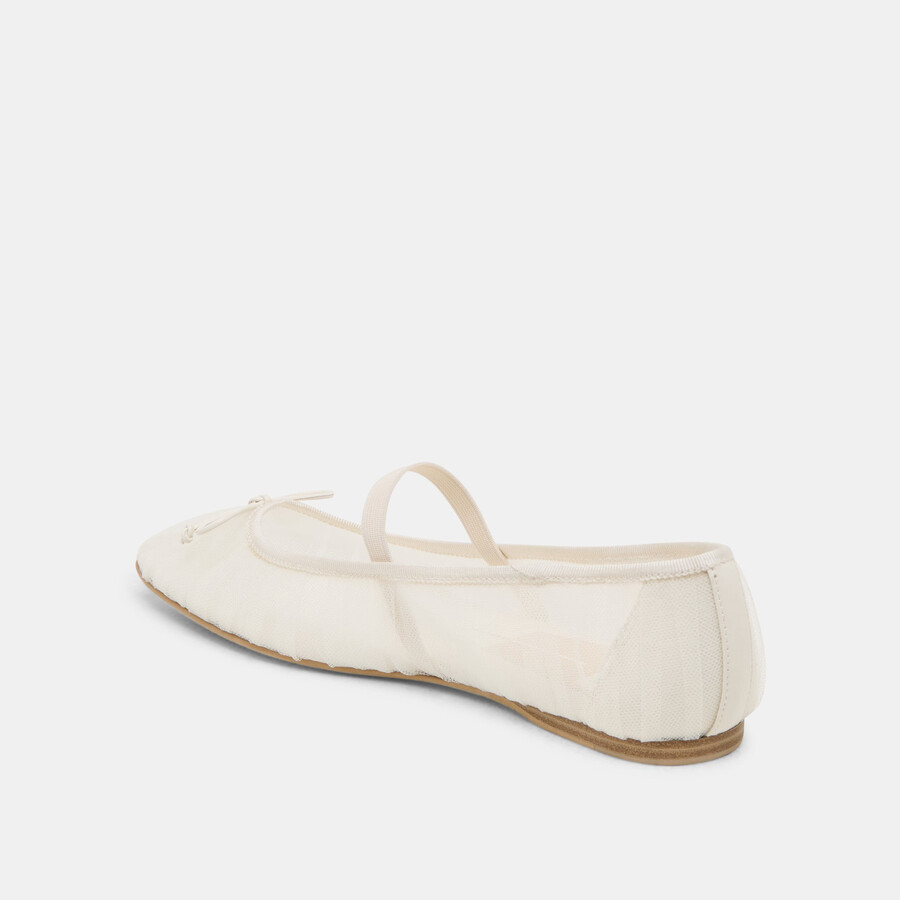 raeven ballerinas aus weißem tüll