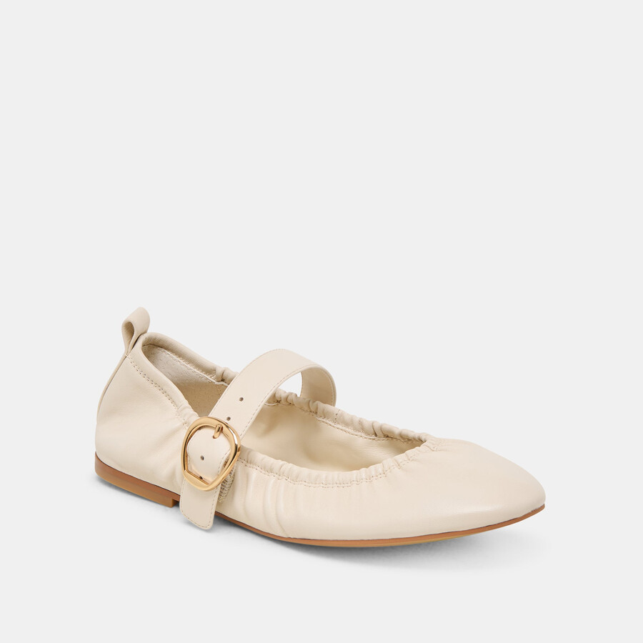 caely ballerinas aus elfenbeinfarbenem leder