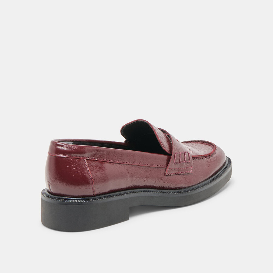 tiggy loafers oxblood crinkle lackleder