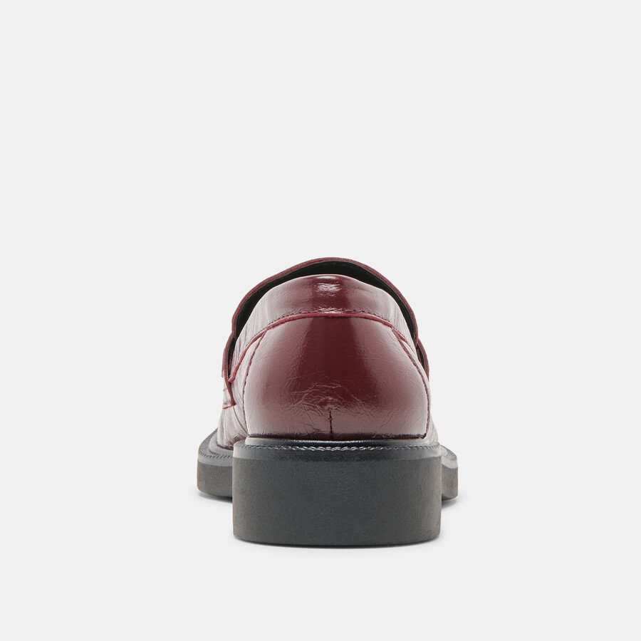 tiggy loafers oxblood crinkle lackleder