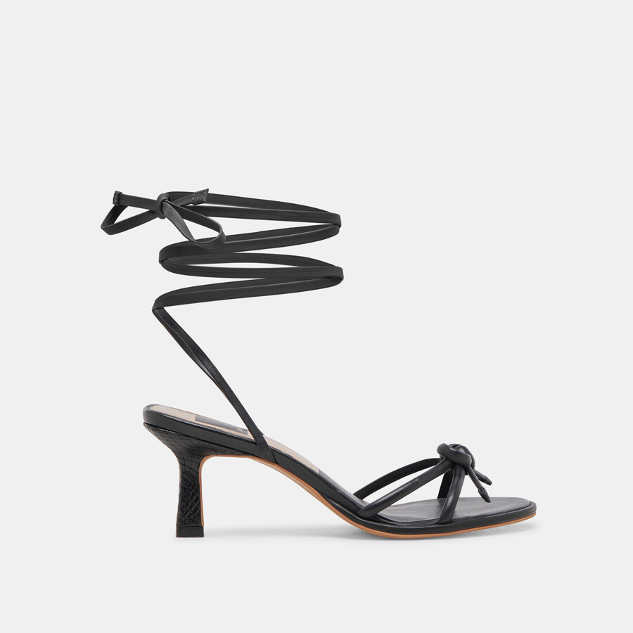 maison heels aus schwarzem leder
