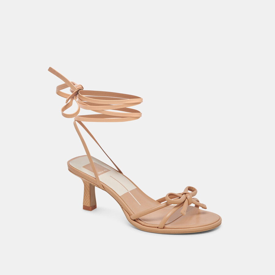 maison heels aus hellbraunem leder