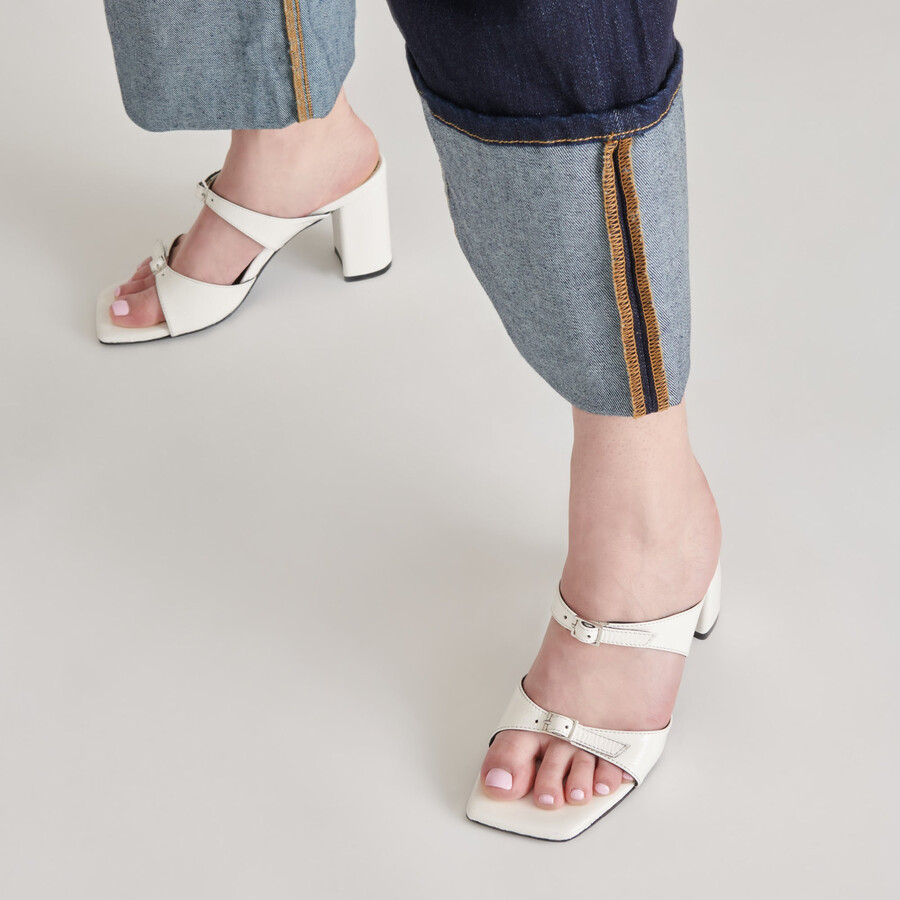 shane heels off-white crinkle lackleder