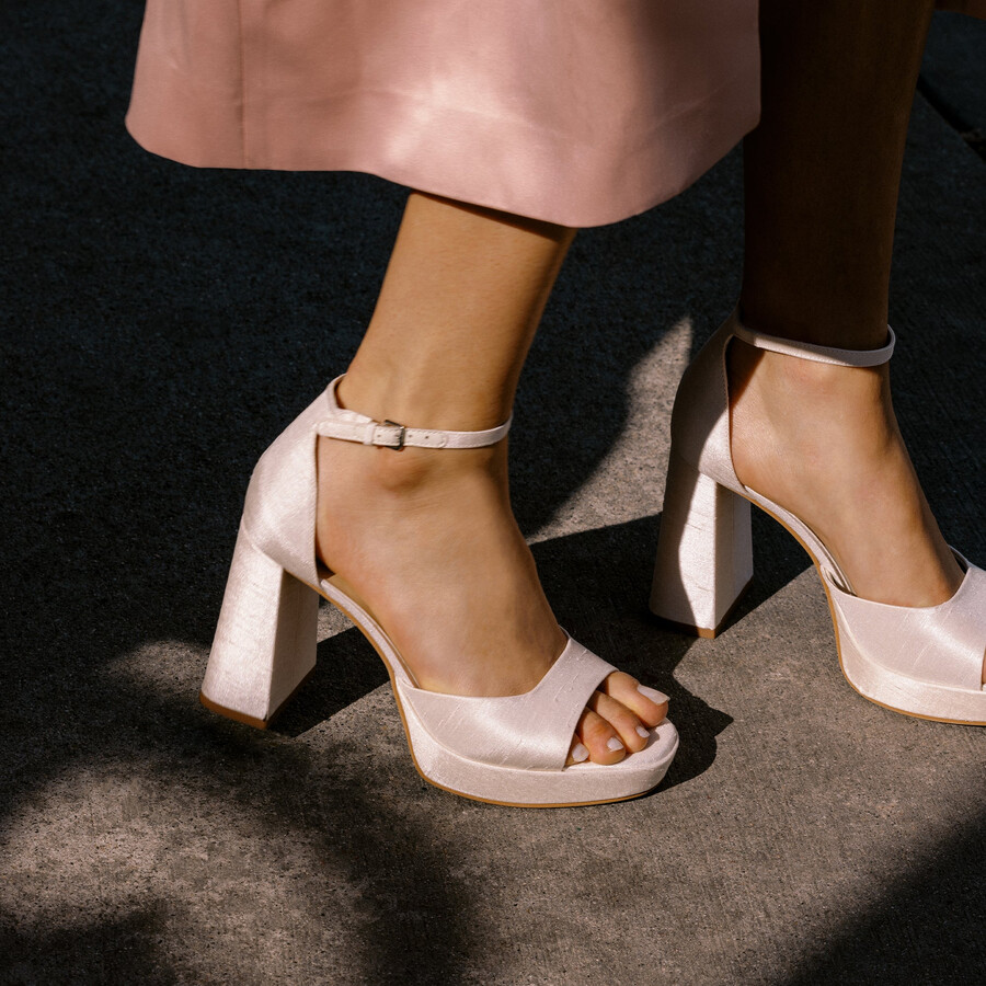 pandro heels weißer satin