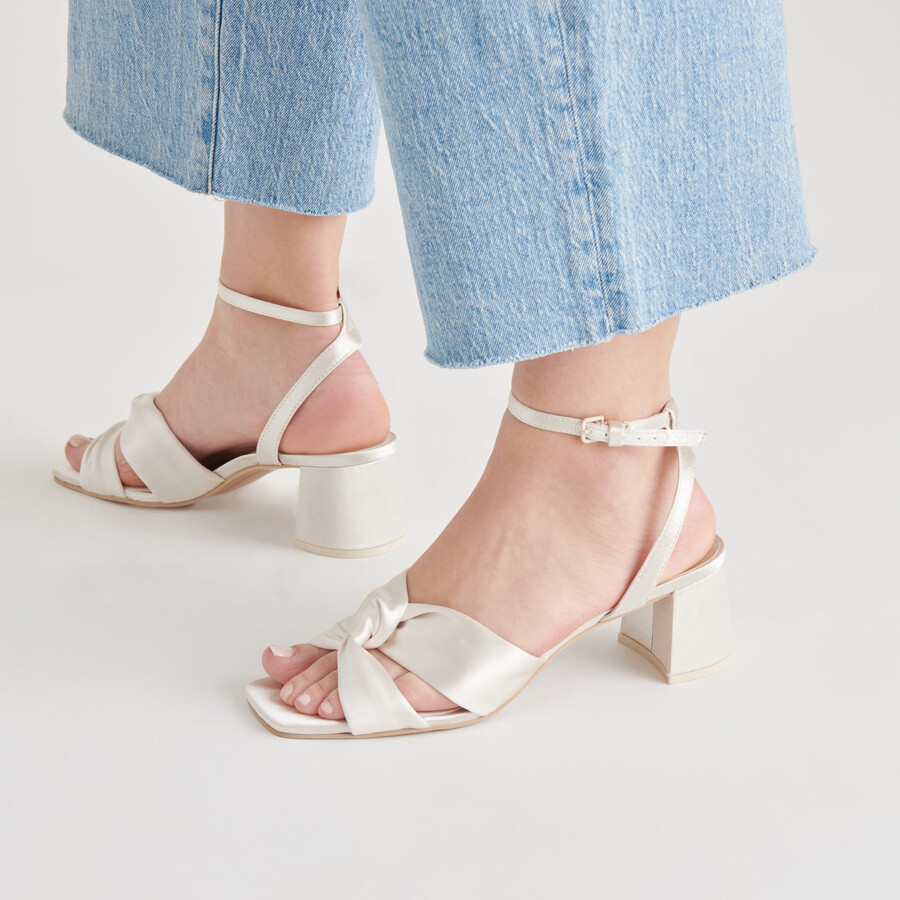 brenna heels elfenbein satin