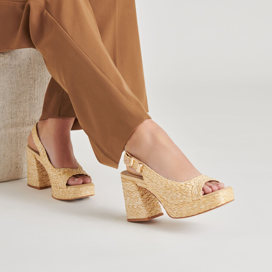 flores heels aus natürlichem raffia