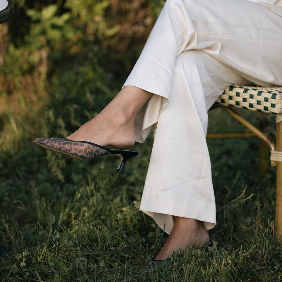 cleo heels dunkelbraunes leoparden-mesh