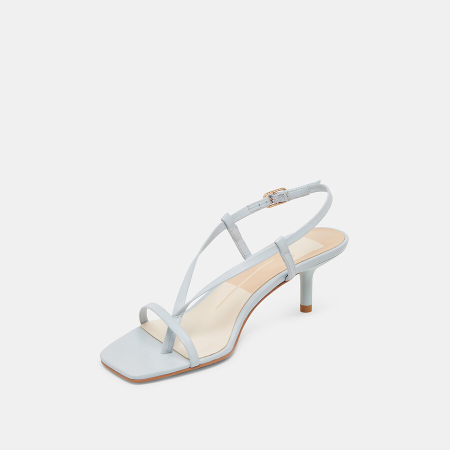 laury heels aus eisblauem leder