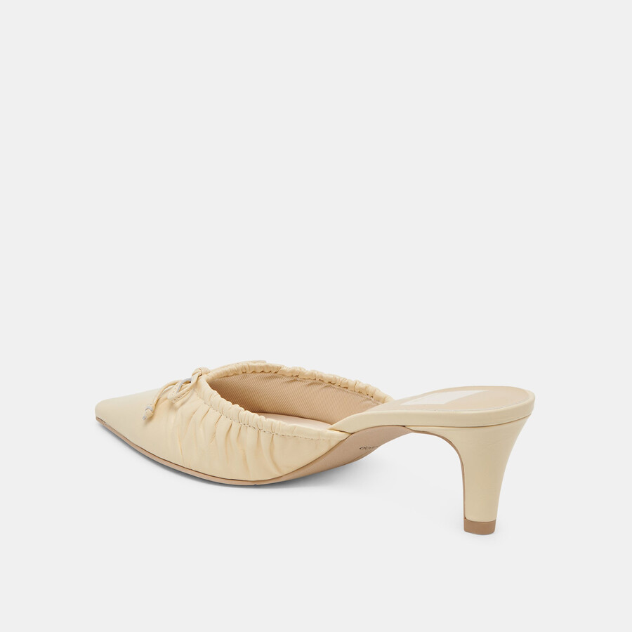 kairi mid heels hellgelbes crinkle-lackleder