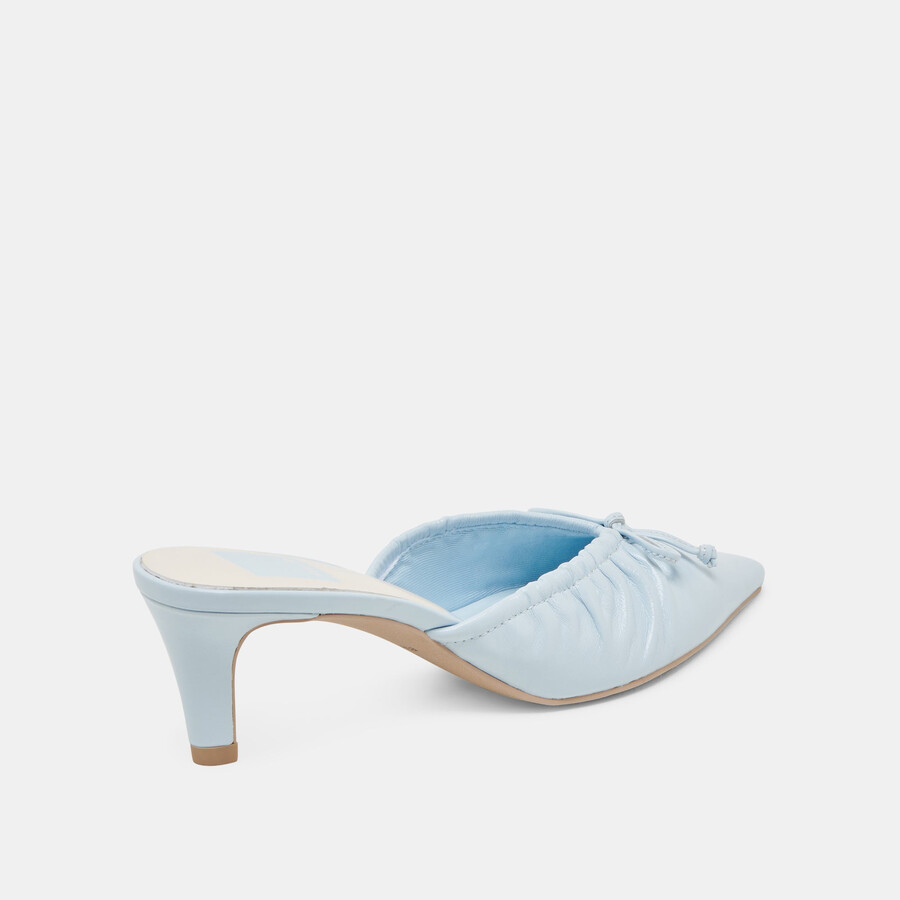 kairi mid heels eisblau crinkle lackleder