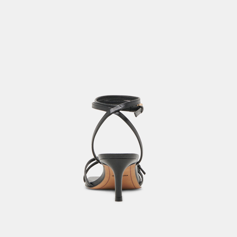 bamby heels aus schwarzem leder
