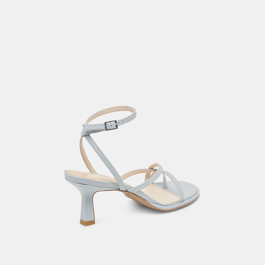 morah heels aus eisblauem leder