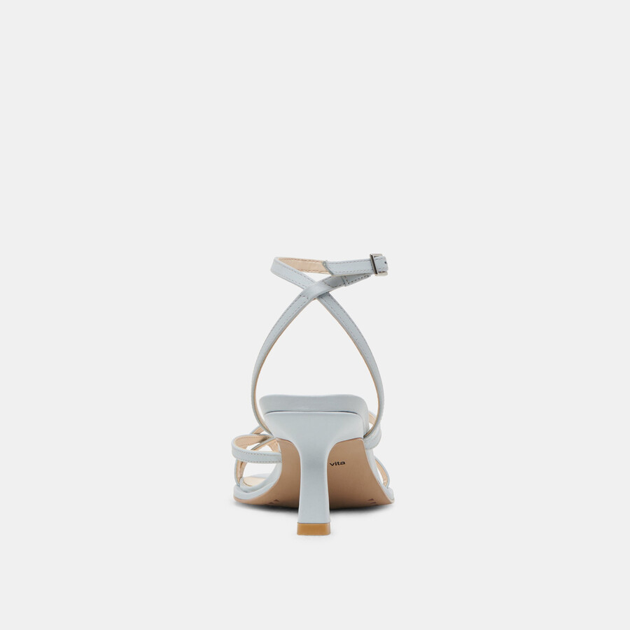 morah heels aus eisblauem leder