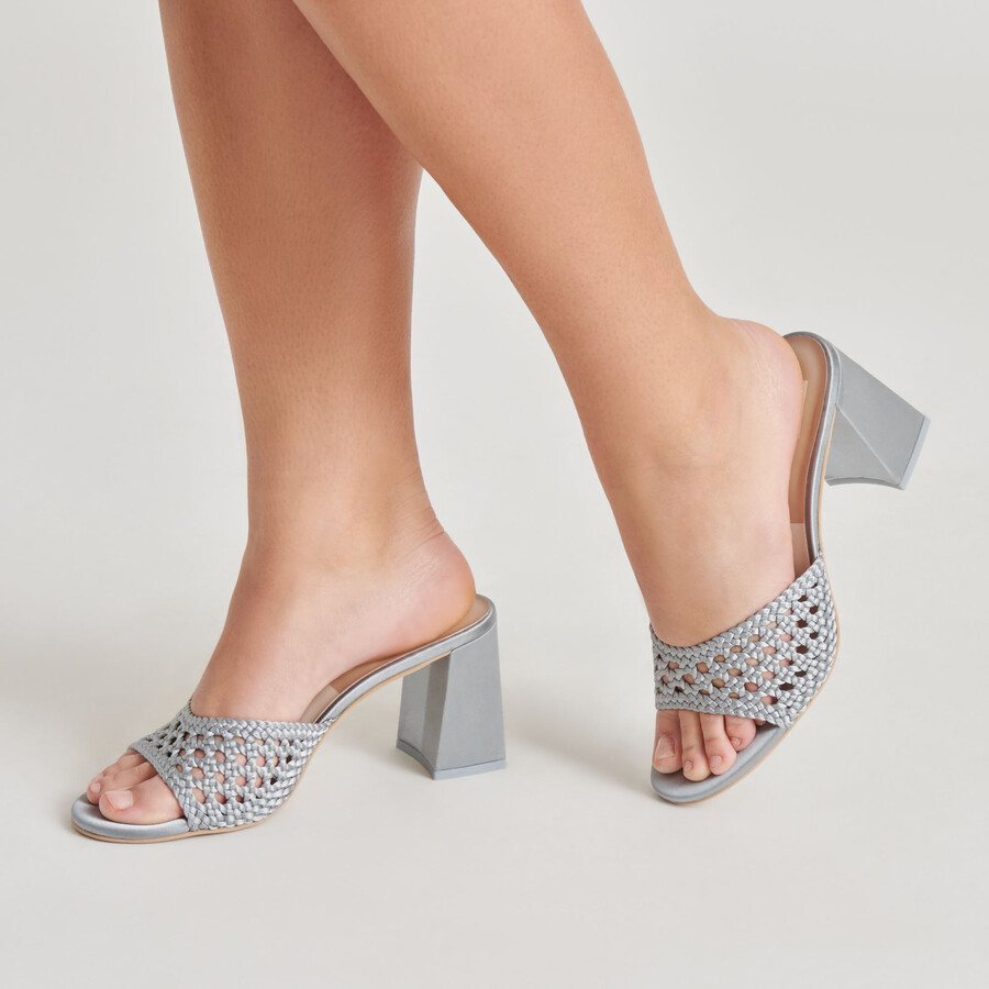 margoe heels hellblauer gewebter satin