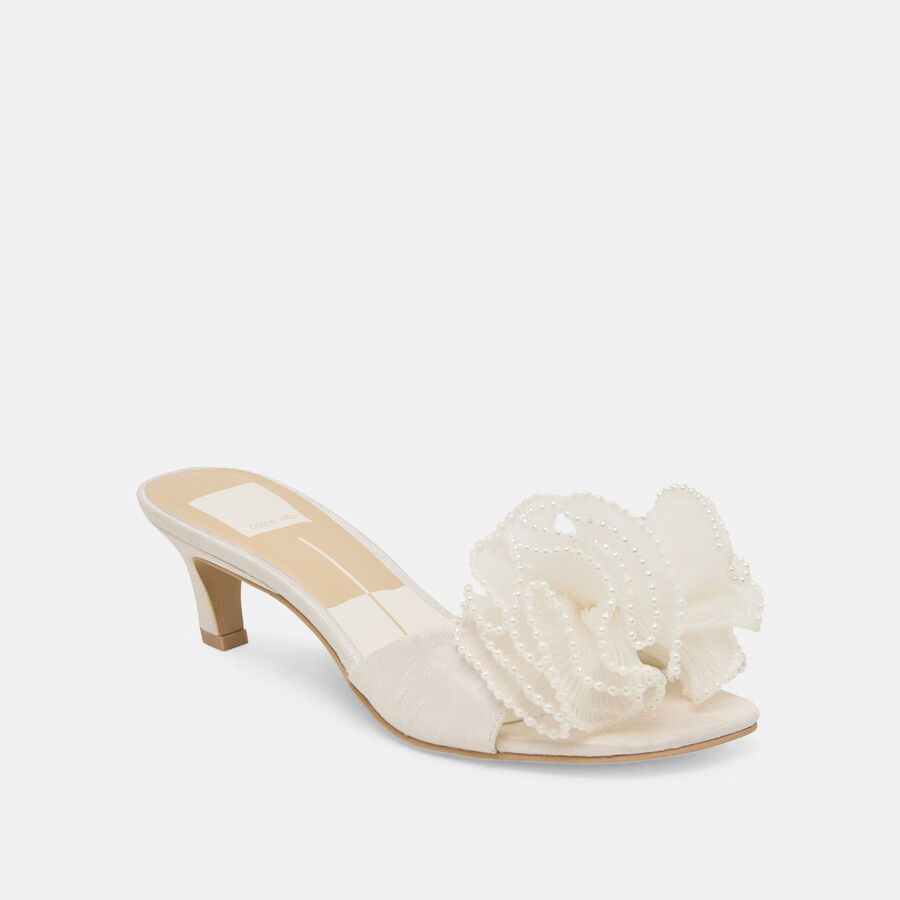 narita pearl heels aus cremefarbenem satin
