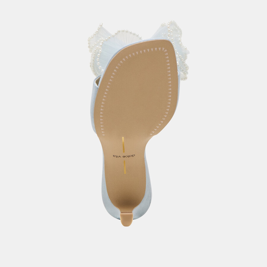 narita pearl heels hellblauer satin