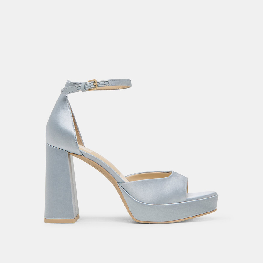 pandro heels hellblauer satin