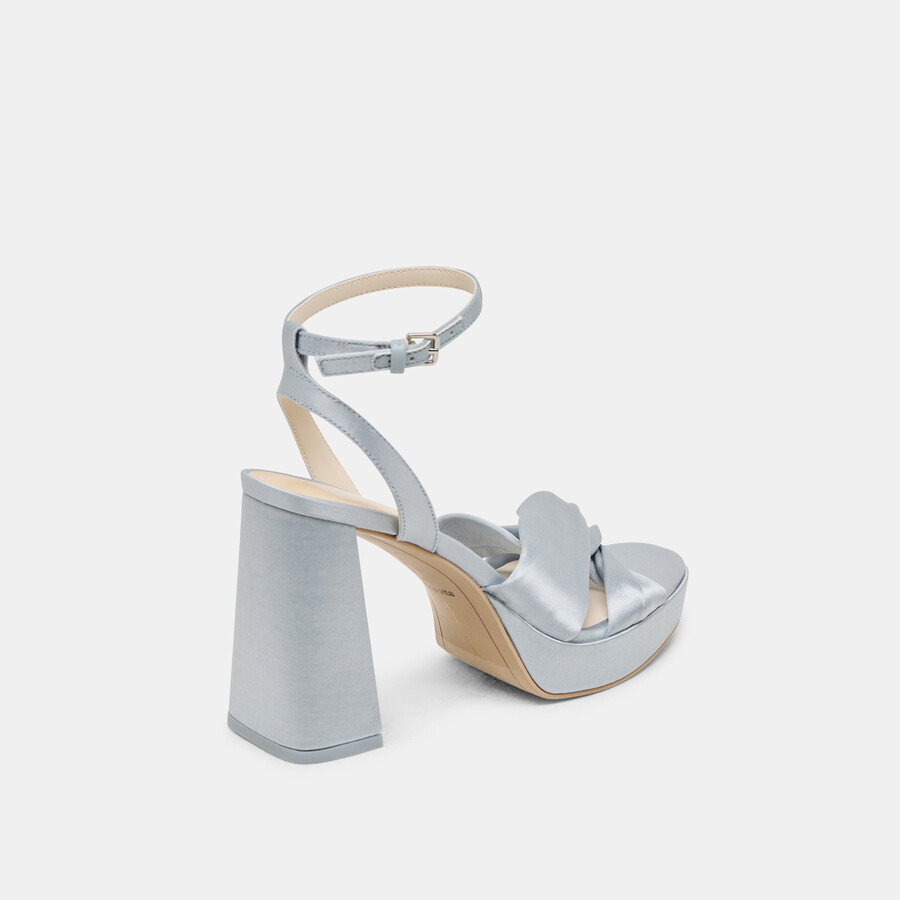 parlo heels hellblauer satin
