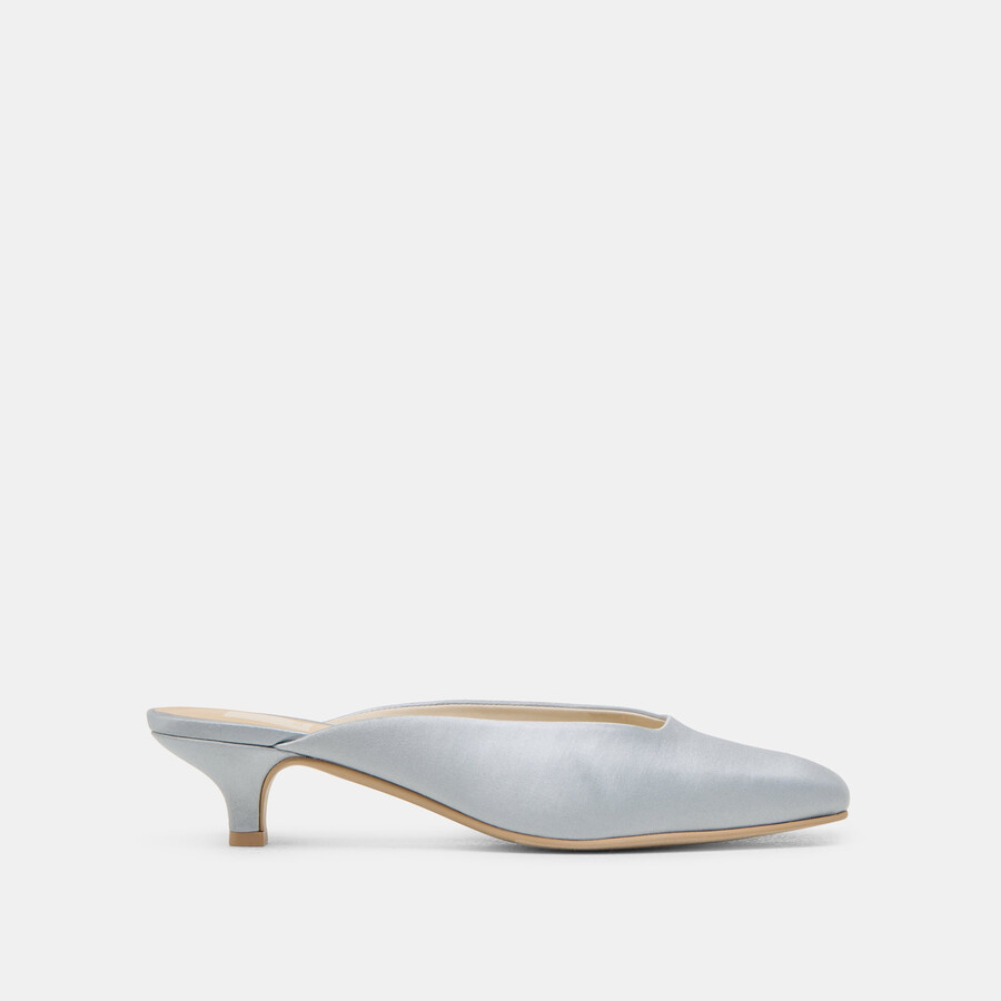 umara heels hellblauer satin