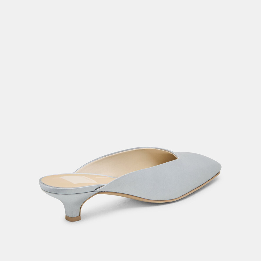 umara heels hellblauer satin