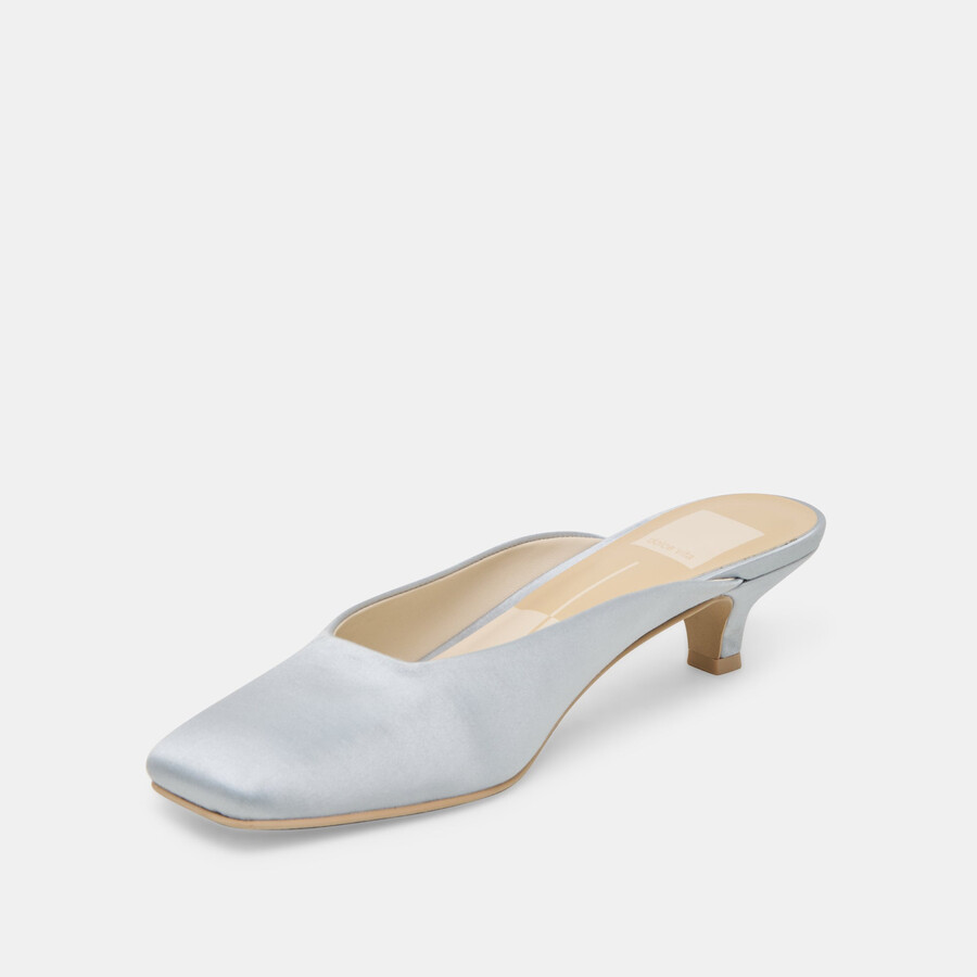 umara heels hellblauer satin