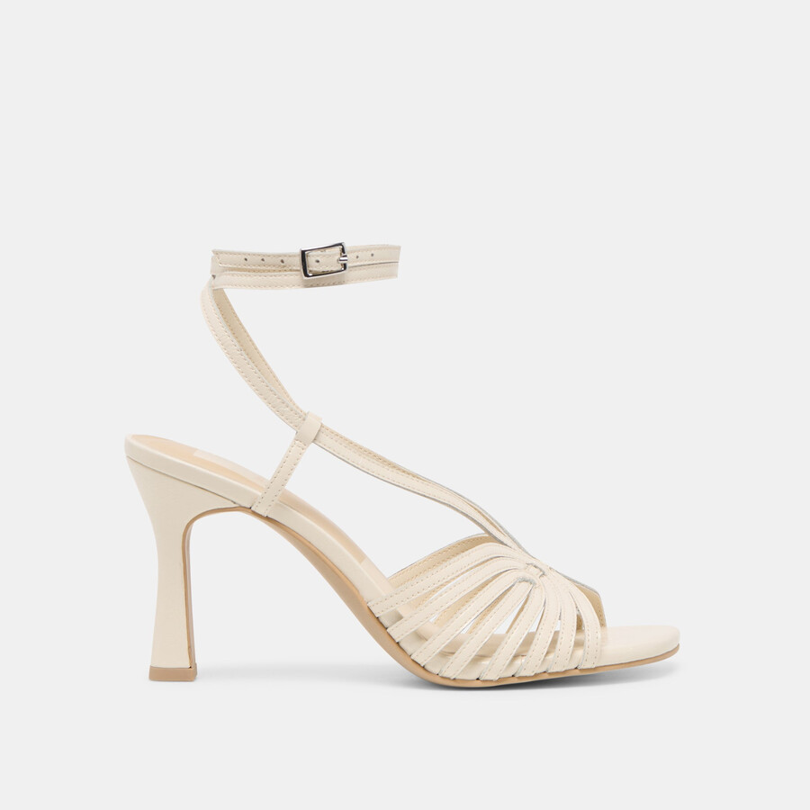 nivana heels off white crinkle lackleder