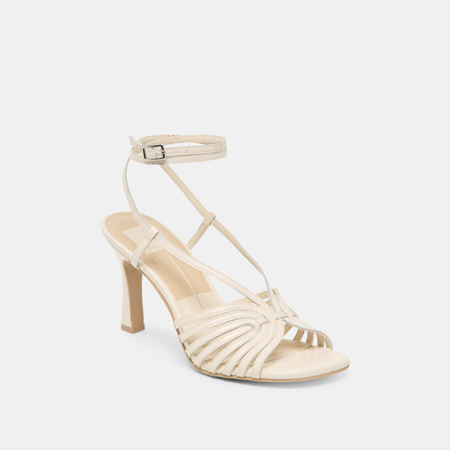 nivana heels off white crinkle lackleder