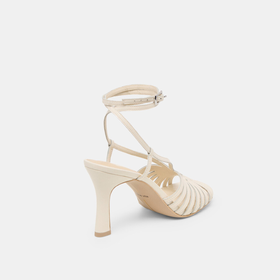 nivana heels off white crinkle lackleder