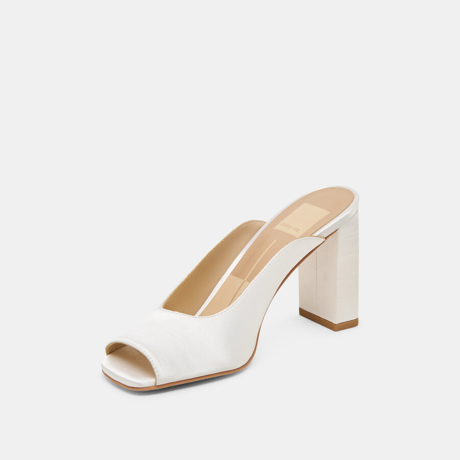 sabela heels aus cremefarbenem satin