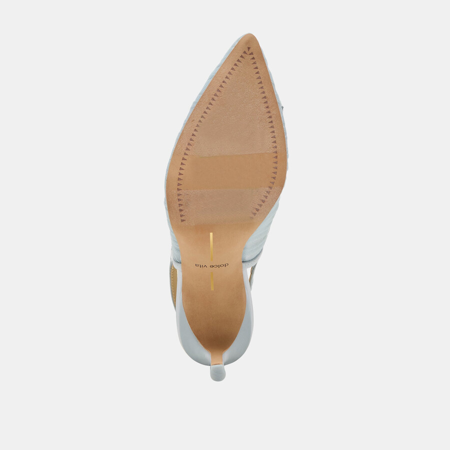 yela heels hellblauer tüll