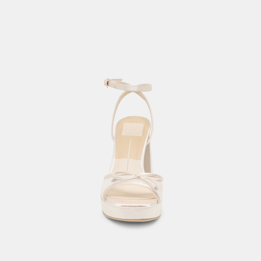 pandora heels aus weißem tüll