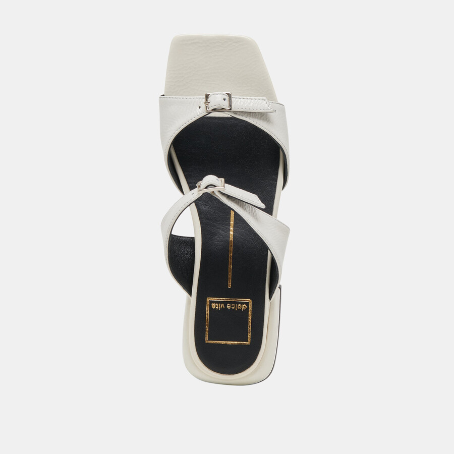 lavern sandalen off white crinkle lack