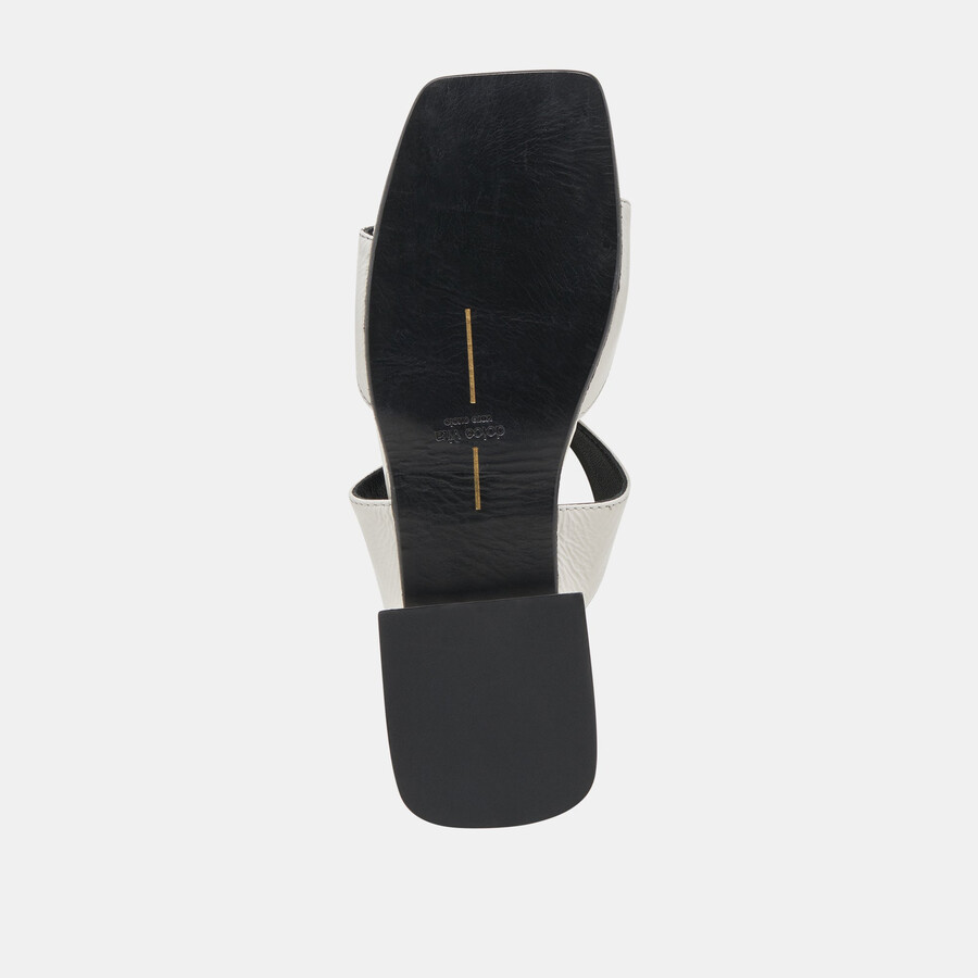 lavern sandalen off white crinkle lack