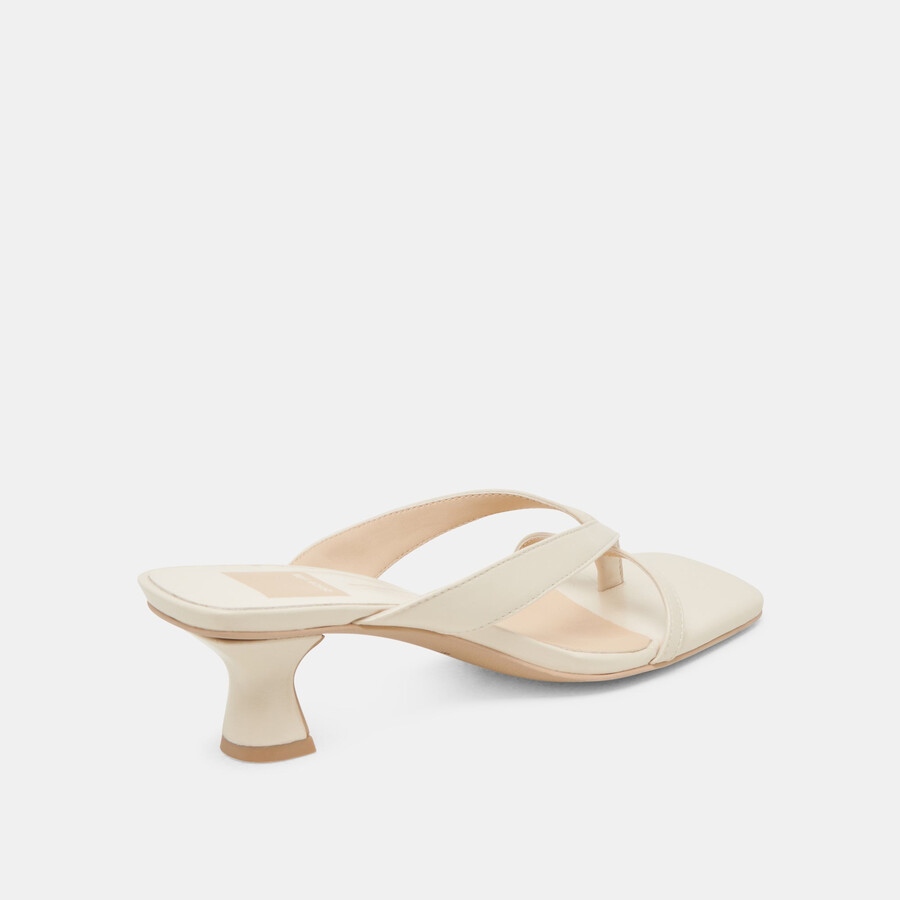 brevel heels aus cremefarbenem leder